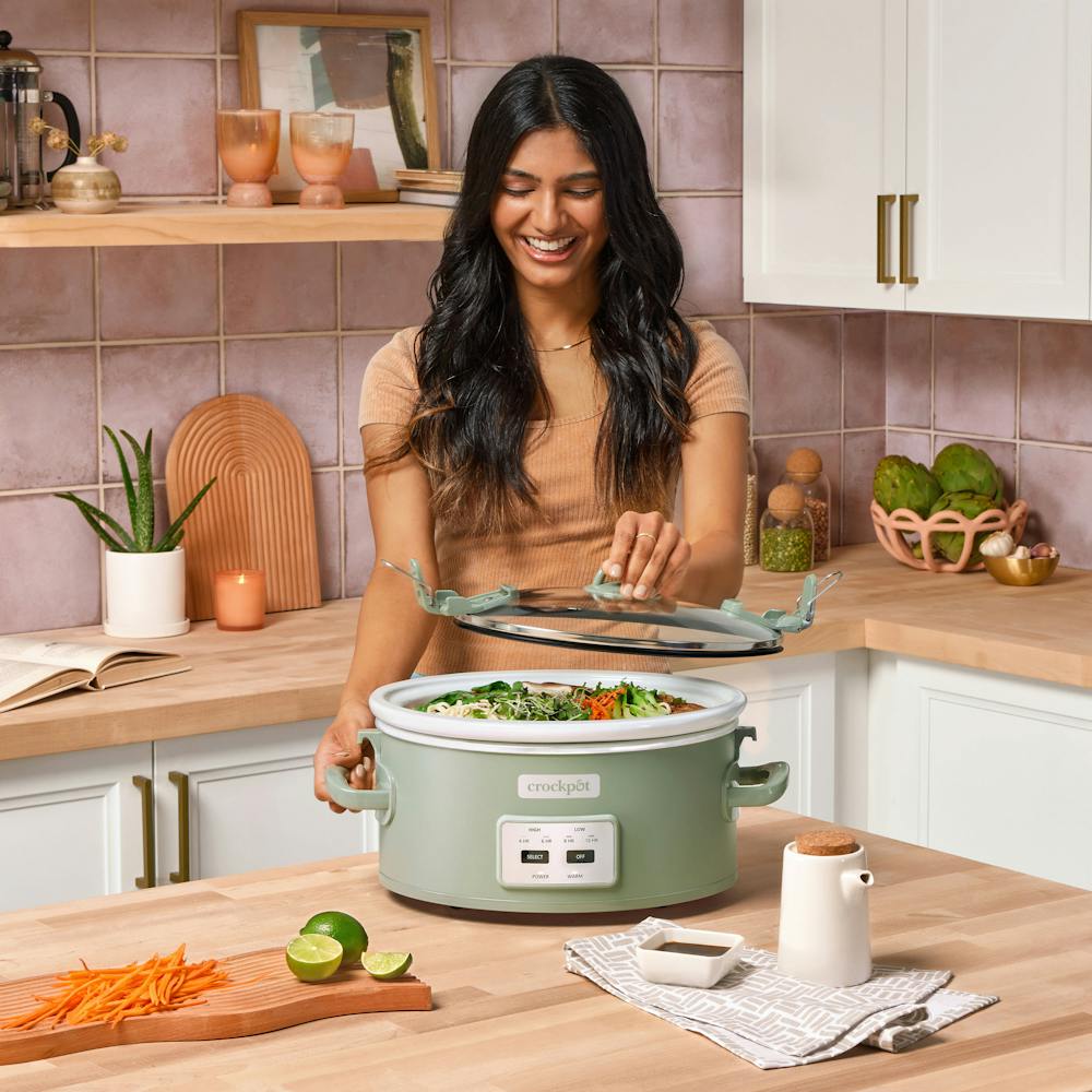 crock-pot-programmable-design-series-6-quart-cook-and-carry-slow-cooker-moonshine-v2 3f87b859-8171-37ea-b973-bcd7f8f2515e.jpg