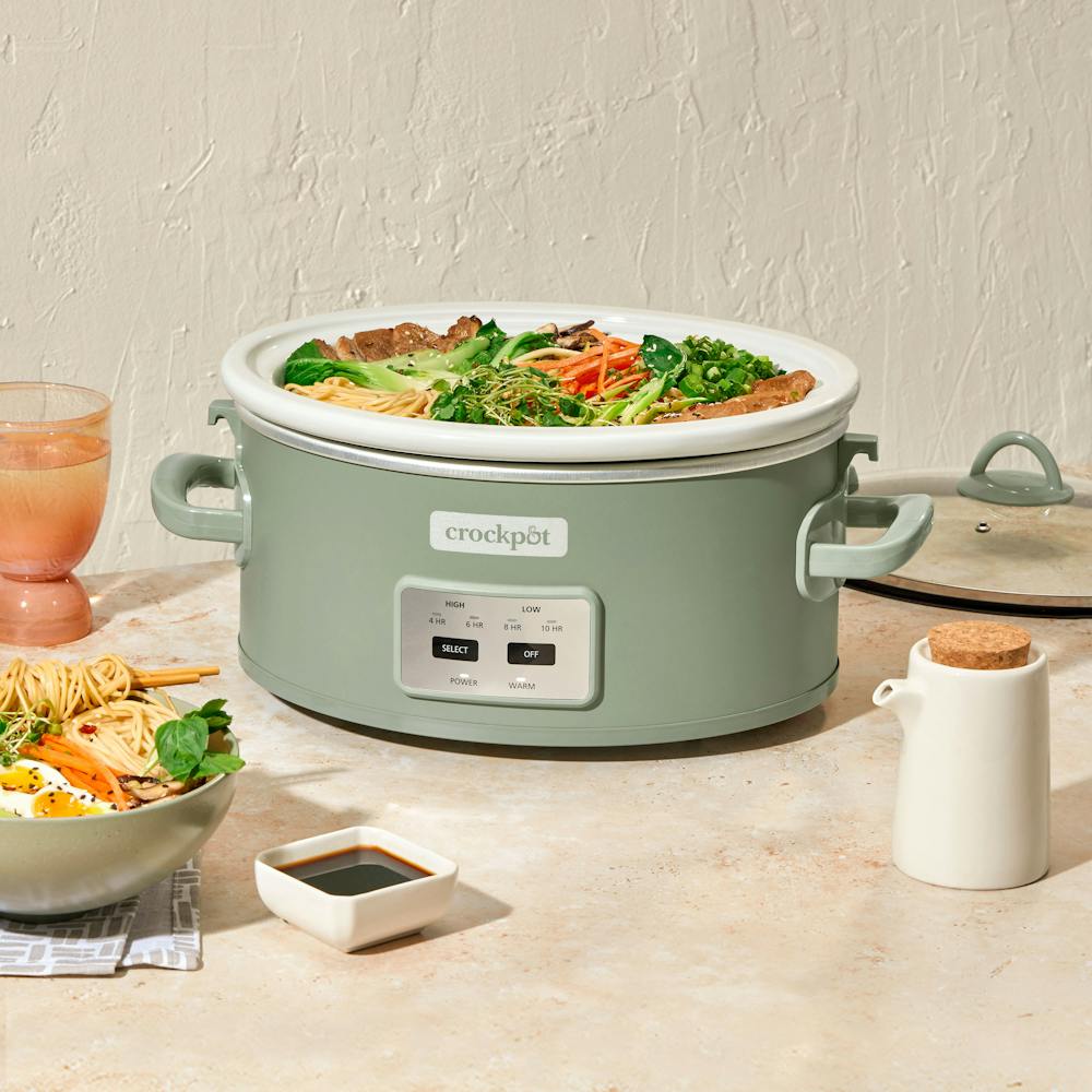 crock-pot-programmable-design-series-6-quart-cook-and-carry-slow-cooker-moonshine-v2 94e6cb40-ae64-3660-918d-c04a575e1d96.jpg